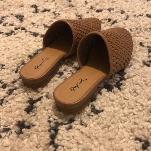 Mules - Picture 4 of 5